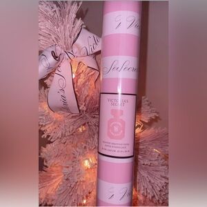 Victoria's Secret Pink Scented Wrapping Paper Roll Stripe Logo 30x96 Tube Sealed